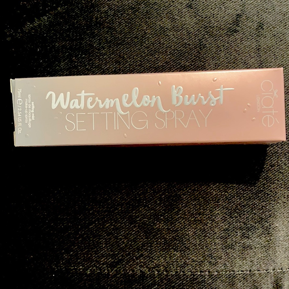 Ciate setting spray- watermelon infused